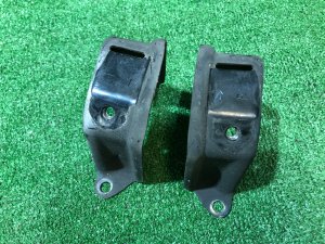 Soporte de la barra estabilizadora trasera SUBARU FORESTER OEM 20520AC000, 20520AC010 SF9, SF5 1998 White 51E