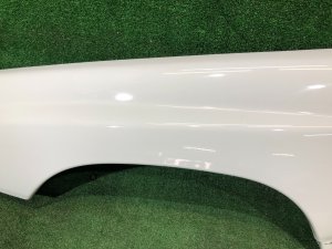 Guarda-lamas dianteiro esquerdo SUBARU FORESTER OEM 57120FC010 SF9, SF5 1998 White 51E