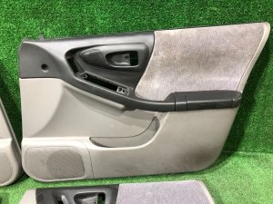 Painéis de porta SUBARU FORESTER OEM 94050FC180GA, 94050FC190GA, 94056FC160GA, 94056FC170GA SF9, SF5 1998 White 51E