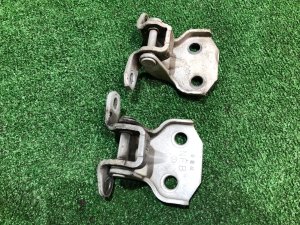 左前门铰链 SUBARU FORESTER OEM 61220FA000, 61220FA010 SF9, SF5 1998 White 51E