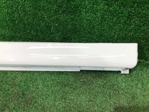 右门槛 SUBARU FORESTER OEM 91057FC280 SF9, SF5 1998 White 51E