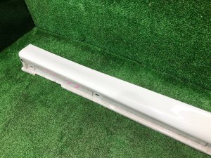 右门槛 SUBARU FORESTER OEM 91057FC280 SF9, SF5 1998 White 51E