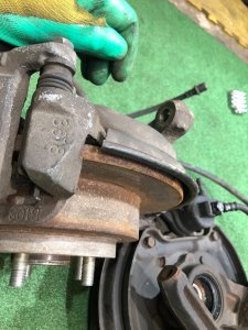 Cubos traseiros 277 мм SUBARU FORESTER OEM 28411AA000, 28411AA010, 28016FC000, 26740FA000 SF9, SF5 1998 EJ254 AT