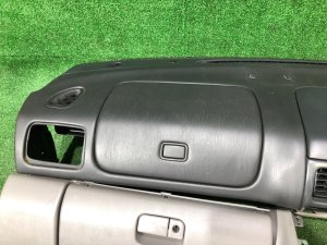 Tablier SUBARU FORESTER OEM 66040FC000OE SF9, SF5 1998 White 51E
