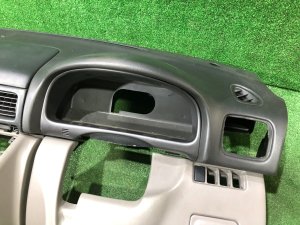 Tablier SUBARU FORESTER OEM 66040FC000OE SF9, SF5 1998 White 51E