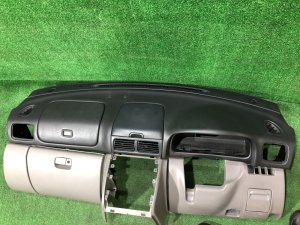 Tablier SUBARU FORESTER OEM 66040FC000OE SF9, SF5 1998 White 51E