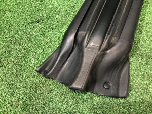 Borracha da porta esquerda SUBARU FORESTER OEM 62710FC010 SF9, SF5 1998 White 51E