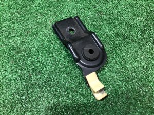 ボンネットステーホルダー 2 части SUBARU FORESTER OEM 57255AA000, 57255FA020 SF9 1999 White 51E