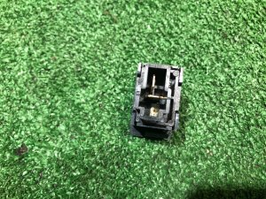 HOLD 开关 SUBARU FORESTER OEM 83243FA040 SF9 1999 EJ254 AT