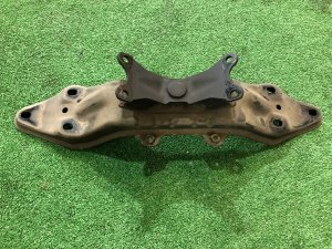 Gearbox crossmember SUBARU LEGACY OEM 41022AG100, 41011AG020 BP5 2004 EJ20X AT
