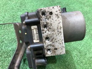 Módulo ABS SUBARU LEGACY OEM 27594AG000 BP5 2004 EJ20X AT