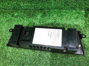 Mando de climatización SUBARU LEGACY OEM 72311AG060 BP5 2004 EJ20X AT