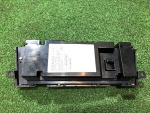 Mando de climatización SUBARU LEGACY OEM 72311AG060 BP5 2004 EJ20X AT