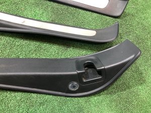 Frisos das embaladeiras SUBARU LEGACY OEM 94060AG070, 94060AG080, 94061AG080, 94061AG090 BP5 2004 BLACK 32J