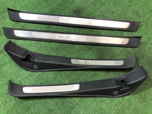 คิ้วชายบันได 94060AG070, 94060AG080, 94061AG080, 94061AG090 SUBARU LEGACY