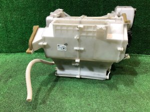 Calefacción SUBARU LEGACY OEM 72110AG000 BP5 2004 EJ20X AT