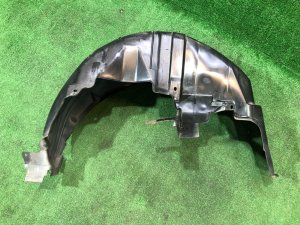 Pasarruedas trasero derecho 59122AG000 SUBARU LEGACY