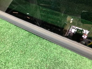 Cristal trasero derecho SUBARU LEGACY OEM 65210AG120 BP5 2004
