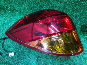 Piloto trasero izquierdo 84201AG010, 84201AG011 SUBARU LEGACY