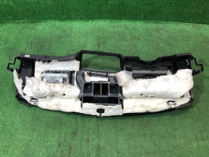 Tablier SUBARU LEGACY OEM 66040AG000 BP5 2004 BLACK 32J