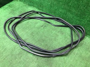 Burletes de las puertas черные SUBARU LEGACY OEM 63571AG000JC, 63571AG010JC, 63572AG010JC, 63572AG000JC BP5 2004 BLACK 32J