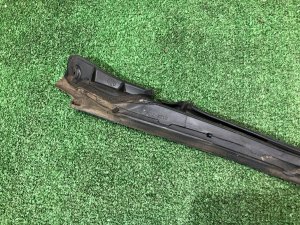 Borracha da porta esquerda SUBARU LEGACY OEM 63521AG010 BP5 2004 BLACK 32J