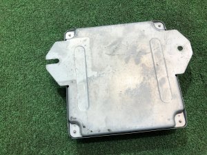 エンジンコンピューター SUBARU LEGACY OEM 22611AK231 BP5 2004 EJ20X AT