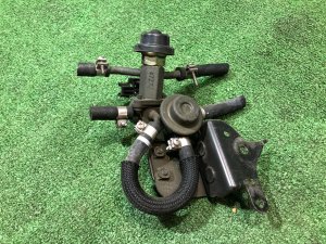 Regulador de presión de combustible SUBARU LEGACY OEM 16622AA001 BP5 2004 EJ20X AT