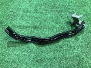 Left headlight bracket SUBARU LEGACY OEM 57707AG070 BP5 2004 BLACK 32J