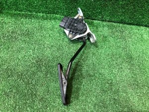 Pedal del acelerador 36010AG000 SUBARU LEGACY