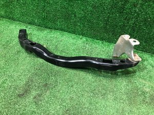 Suporte do farol direito SUBARU LEGACY OEM 57707AG060 BP5 2004 BLACK 32J