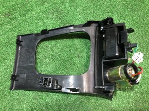 シフトレバーパネル SUBARU LEGACY OEM 92121AG060 BP5 2004