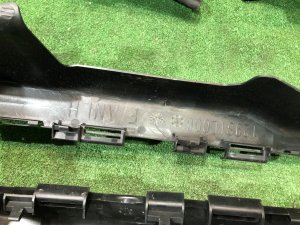 地毯固定件 SUBARU LEGACY OEM 95011AG300JC, 129SIL005, 129SIL006 BP5 2004 BLACK 32J