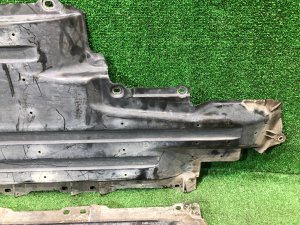 Proteção do piso inferior SUBARU LEVORG OEM 56411SG010, 56411SG000 VM4 2016 Blue Pearl K3X