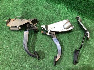 Pedais комплект SUBARU LEGACY OEM 36015AE010, 36013AE070, 36011AE000 BE5 1999 BLACK 47A, 88H