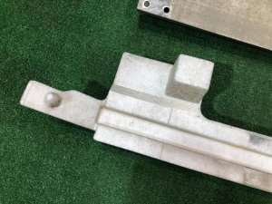 フロントバンパーレインフォースメント SUBARU FORESTER OEM 57712SA190, 57705SA031 SG5 2004