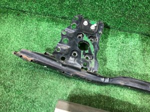フロントバンパーレインフォースメント SUBARU FORESTER OEM 57712SA190, 57705SA031 SG5 2004