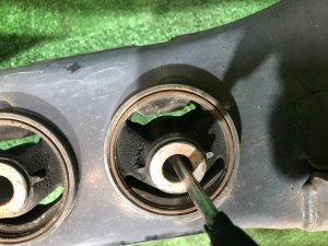 คานหลัง SUBARU LEGACY OEM 20152AJ001, 20152AJ002 BR9 BRG BRM 2011 EJ255
