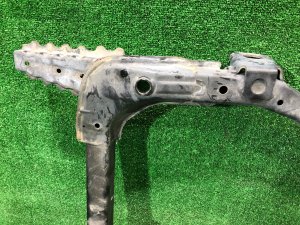 Travesaño delantero SUBARU LEGACY OEM 50527AJ030, 50527AJ032 BR9 BRG BRM 2011 EJ255