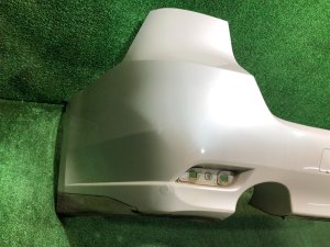 Parachoques trasero SUBARU LEGACY OEM 57703AJ000WU BR9 BRG BRM 2011 White Pearl 37J