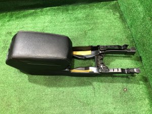 Porta-luvas e apoio de braço кожа SUBARU LEGACY OEM 92114AJ130VH, 92113AJ010VH, 92174AJ000 BR9 BRG BRM 2011 White Pearl 37J