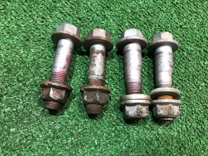 Parafusos de camber dianteiros 901000334 SUBARU LEGACY
