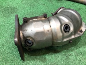 Exhaust manifold Катализатор (FCA01) SUBARU LEGACY OEM 44612AA470 BR9 BRG BRM 2011 EJ255
