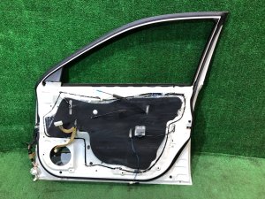 右フロントドア SUBARU LEGACY OEM 60009AJ0209P BR9 BRG BRM 2011 White Pearl 37J