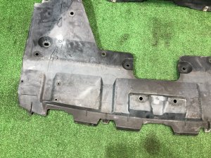 Engine undertray SUBARU LEGACY OEM 56410AJ051, 56410AJ052 BR9 BRG BRM 2011 White Pearl 37J