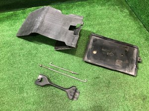 Soporte de batería SUBARU LEGACY OEM 82182AG001, 82123SA003, 82161AG011, 82122AJ001 BR9 BRG BRM 2011