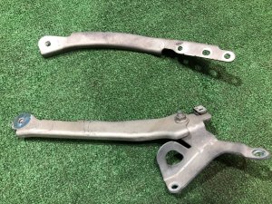 ขายึดอินเตอร์คูลเลอร์ SUBARU LEGACY OEM 21885AA370, 21885AA360 BR9 BRG BRM 2011