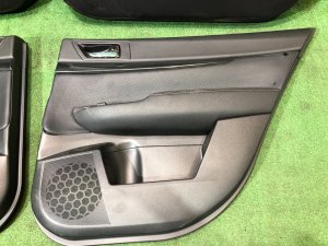 车门饰板 комплект SUBARU LEGACY OEM 94212AJ080VH, 94212AJ090VH, 94222AJ080VH, 94222AJ090VH BR9 BRG BRM 2011 White Pearl 37J