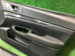 车门饰板 комплект SUBARU LEGACY OEM 94212AJ080VH, 94212AJ090VH, 94222AJ080VH, 94222AJ090VH BR9 BRG BRM 2011 White Pearl 37J