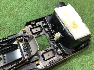แผงตกแต่งรอบคันเกียร์ подстаканник SUBARU LEGACY OEM 92122AJ000 BR9 BRG BRM 2011